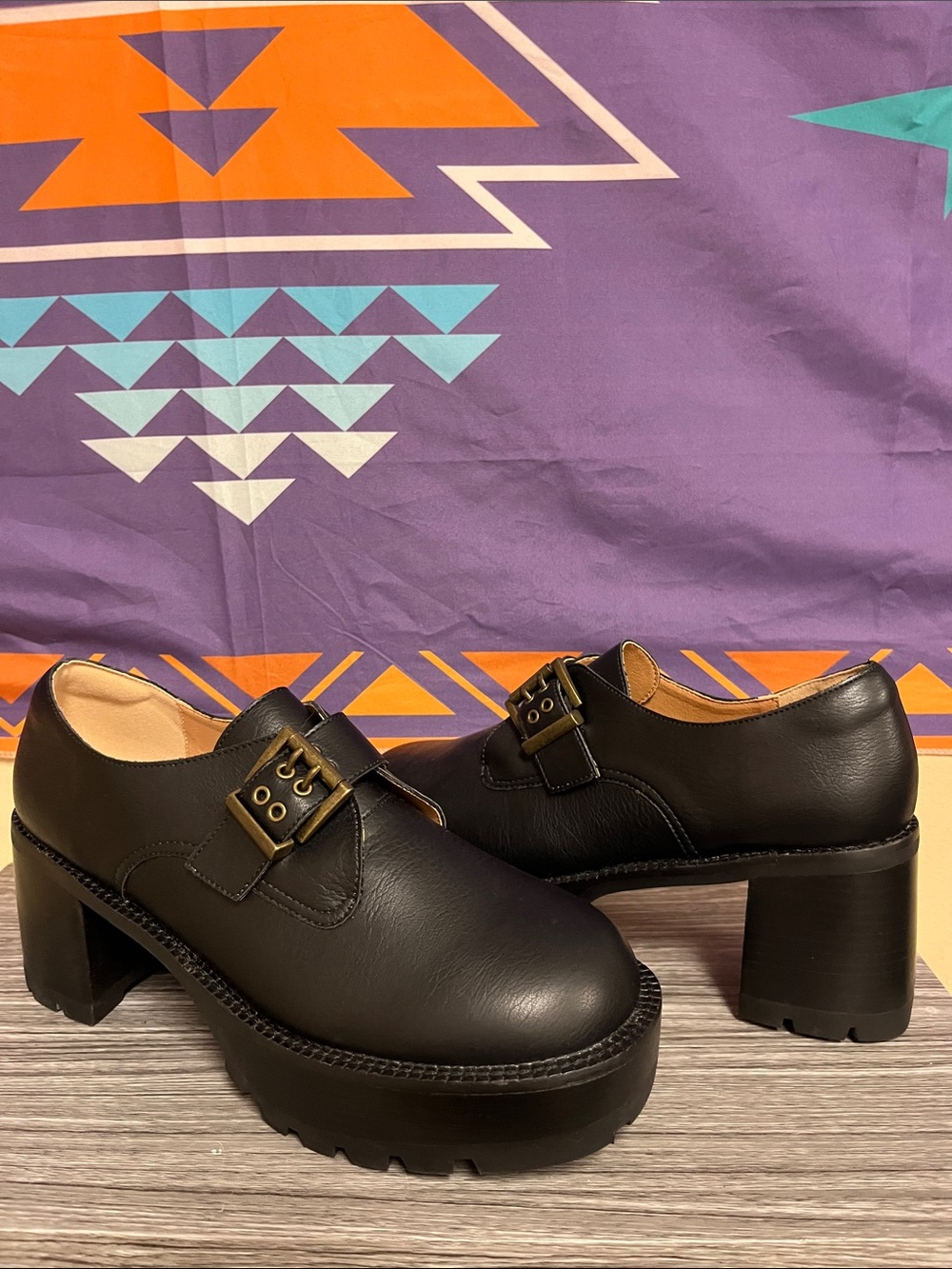 Oasis Society Black Buckle Platform